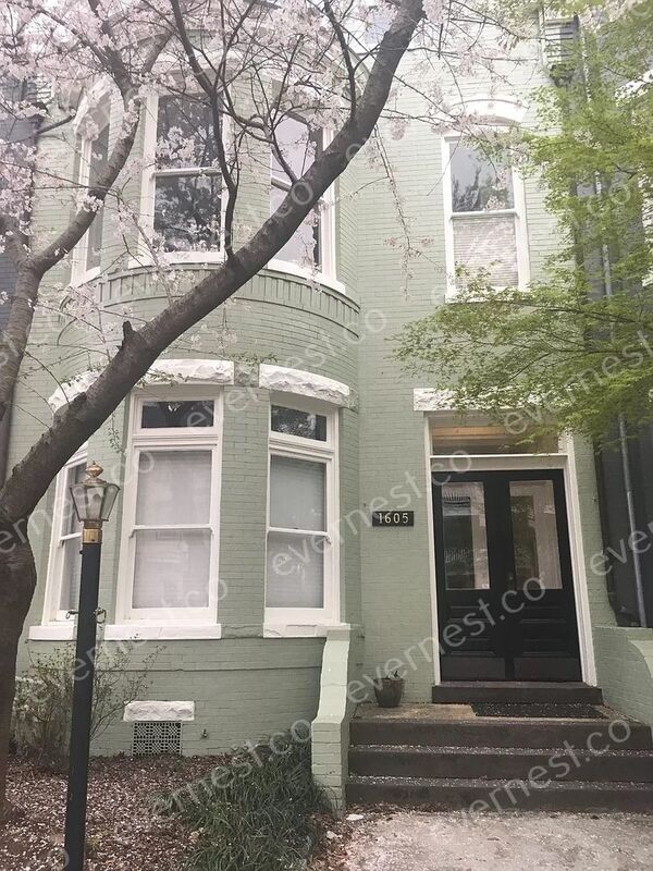 Primary Photo - 1605 Grove Ave