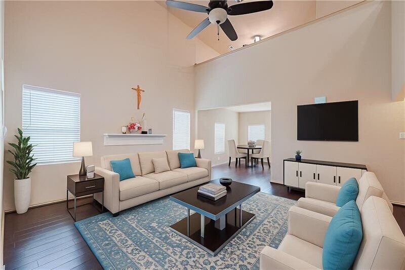 Foto principal - 1810 Emerson Ridge Dr