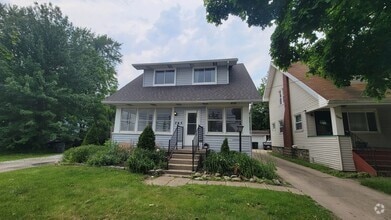 Building Photo - 765 E Buchtel Ave