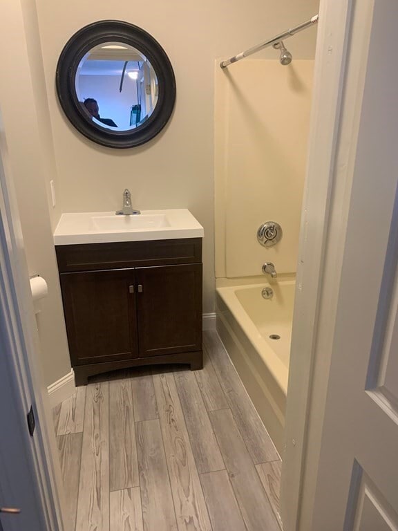 Building Photo - 288 E 8th St