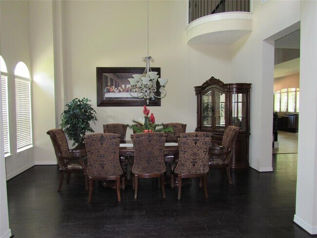 Building Photo - 350 E Tupelo Green Cir