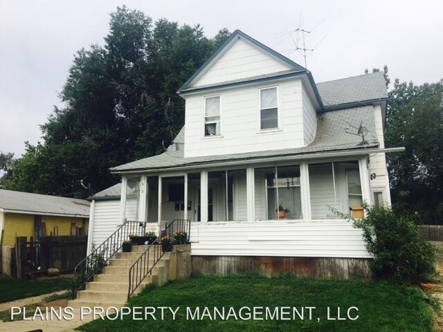 Primary Photo - 515 12th Ave