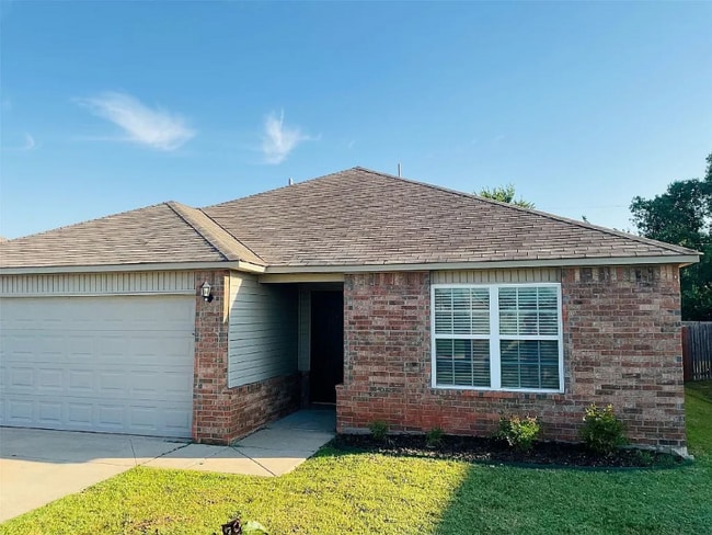 Photo - 3405 SE 94th St House