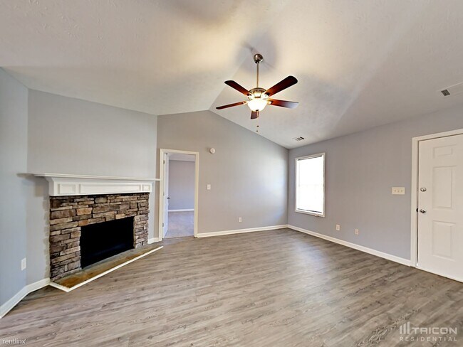 Building Photo - 184 Kings Crossing Ct