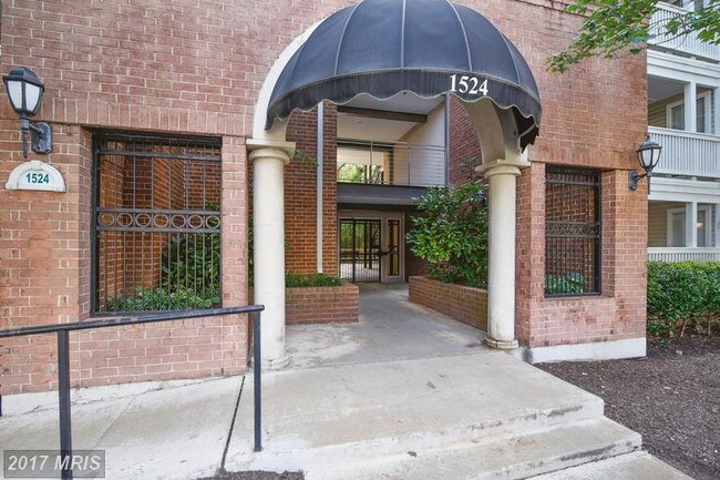 Building Photo - 1524 Lincoln Way