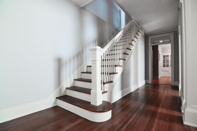 Foto del edificio - 1513 Rivermont Ave