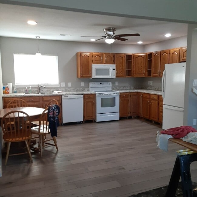 Building Photo - 8 Canty Ln