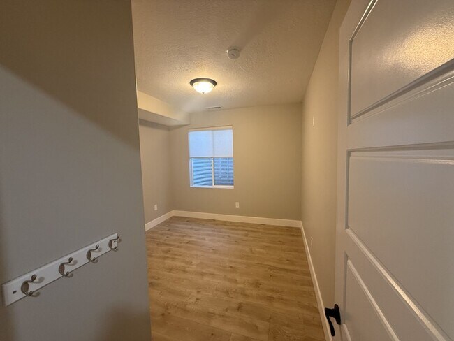 Foto del edificio - 9962 S Colton Spring Ln