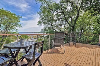 Building Photo - 93 Granite St