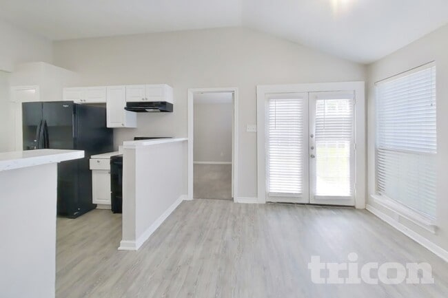 Building Photo - 18311 Autumn Trails Ln