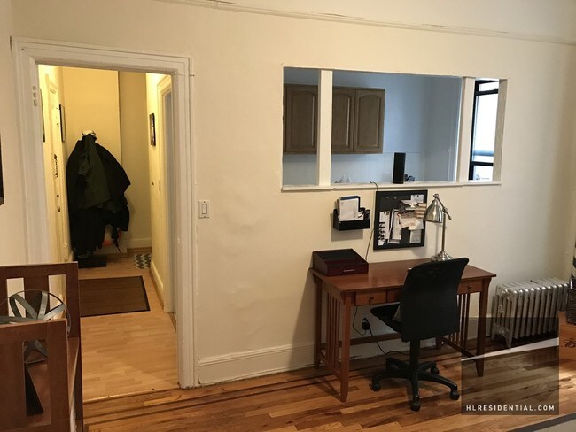 Building Photo - 2823 42nd St