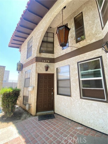 Primary Photo - 1476 Everton Pl