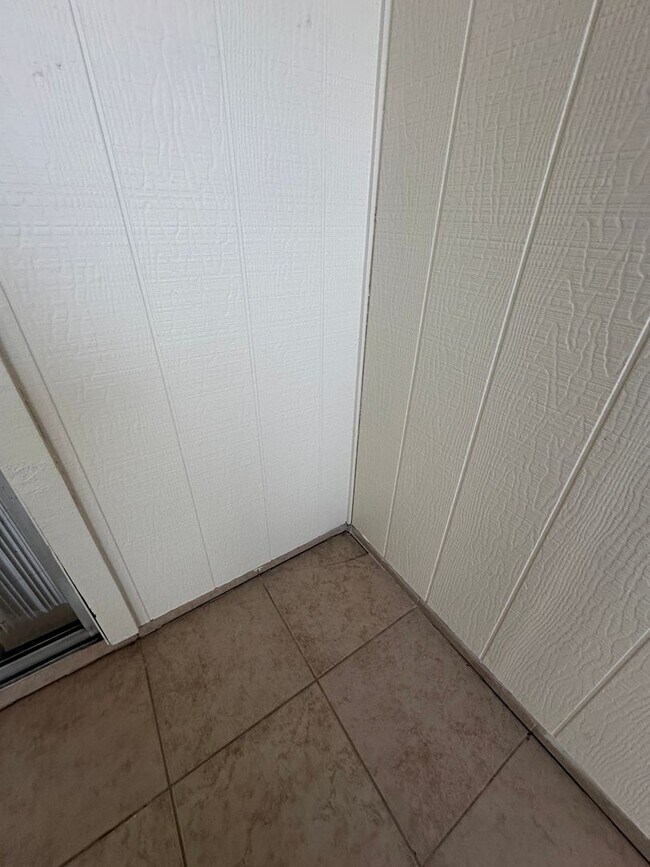 Foto del edificio - 1837 N Spring