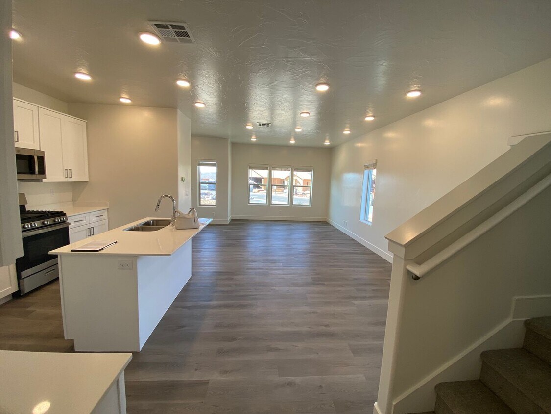 350 E 350 N, Ivins, UT 84738 House Rental in Ivins, UT