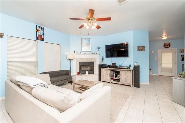 Building Photo - 40081 Emerald Dr