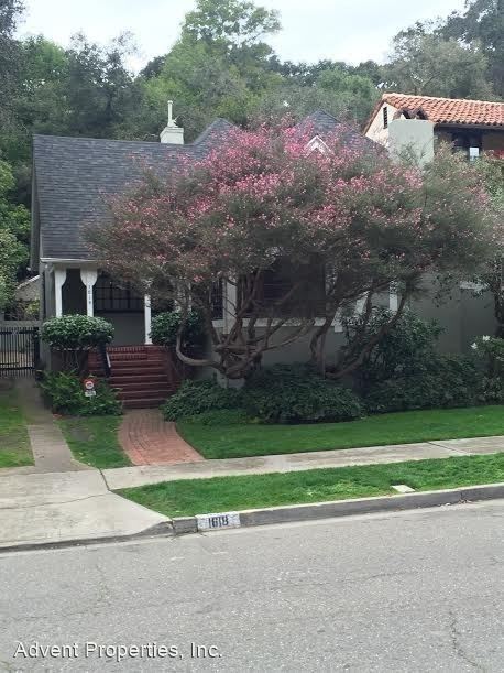 Foto principal - 2 br, 2 bath House - 1618 Trestle Glen Road