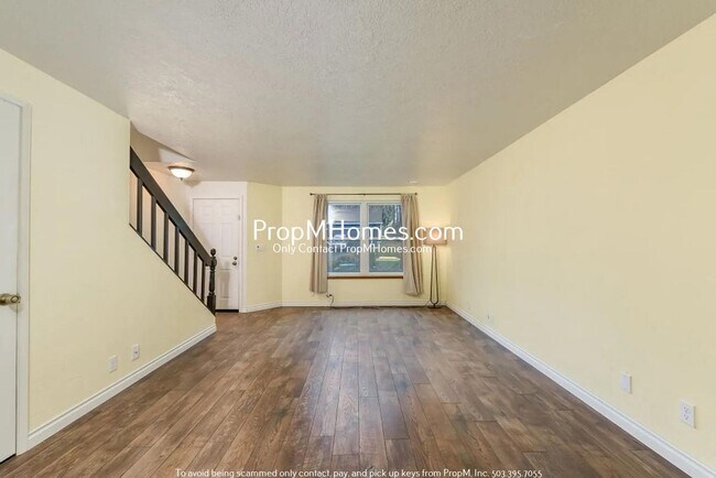 Foto del edificio - Charming Three Bedroom Home in SW Portland!