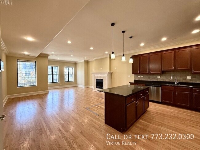 Foto del edificio - 5528 S Indiana Ave