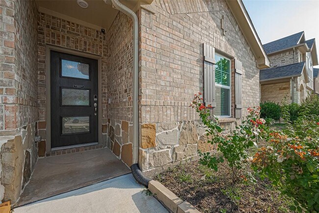 Building Photo - 21507 Pachino Ln