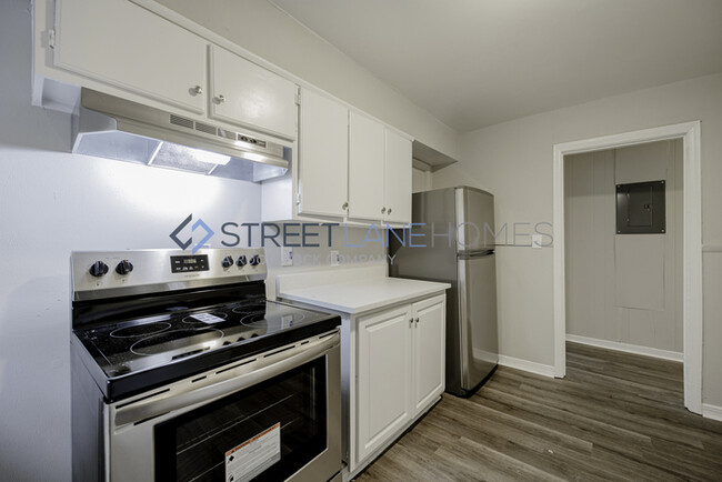 Foto del edificio - 3310 Carver St