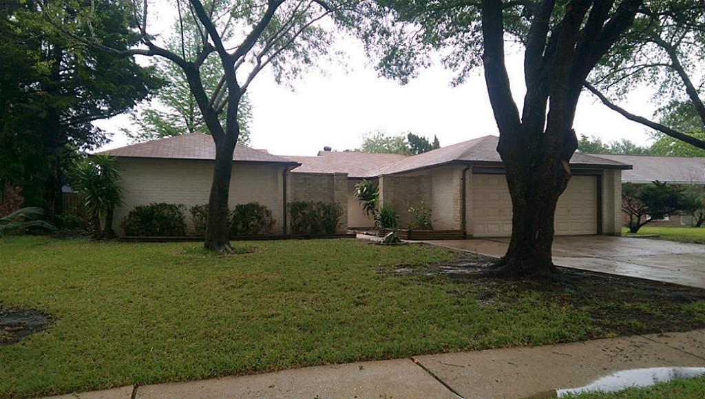 2107 Heritage Colony Dr, Friendswood, TX 77546 House Rental in