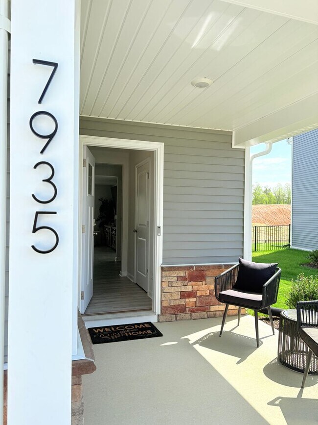 Foto del edificio - Like New Detached Home in New Kent