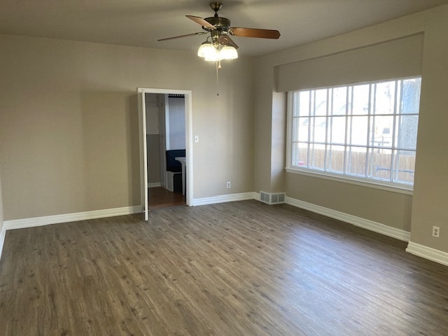 Building Photo - 1408 W Koenig St