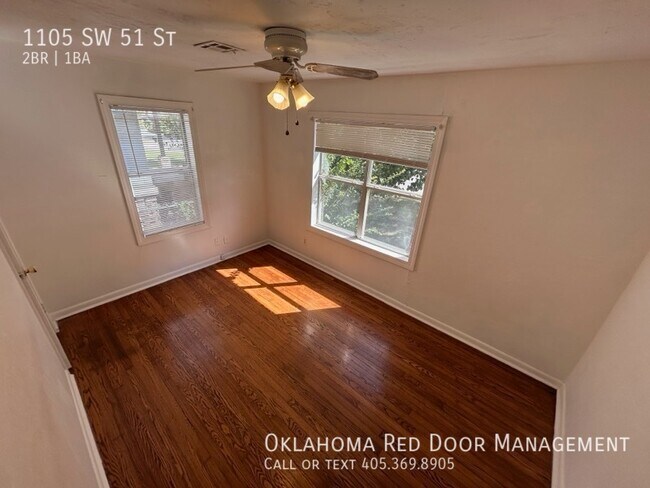 Building Photo - 1105 SW 51st St