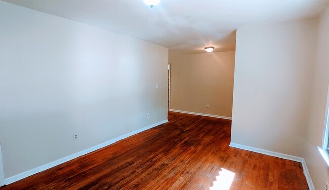 Building Photo - 2783 Browntown Rd NW