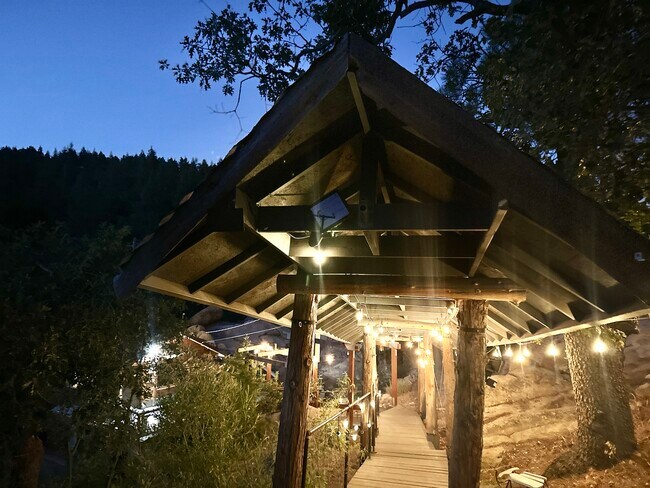 Foto del edificio - 33141 Big Bear Rd