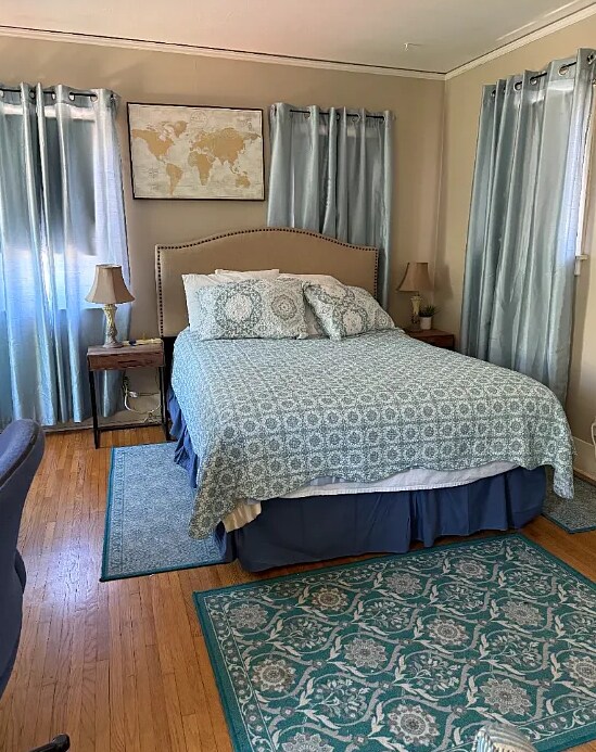 Foto principal - 648 N Allen Ave