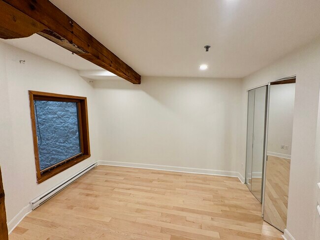Building Photo - 215 Rue De La Commune
