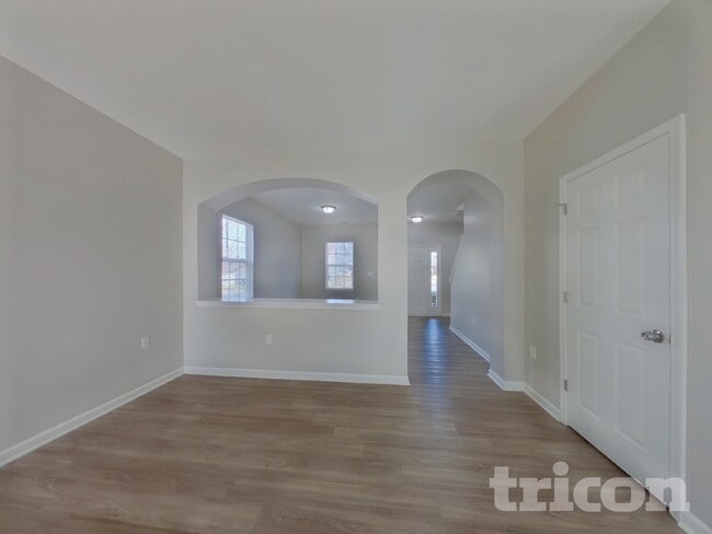 Building Photo - 1221 Jordans Pond Ln