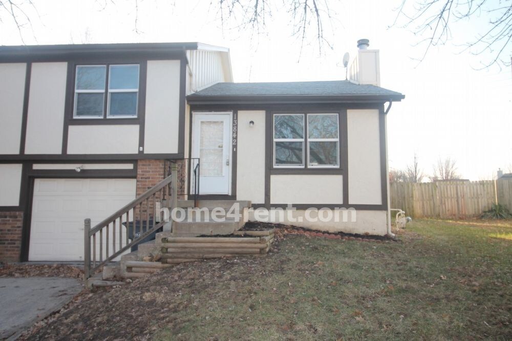 Primary Photo - 13842 S Constance Ct