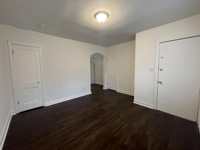 Foto del edificio - 1721 H Street Northeast