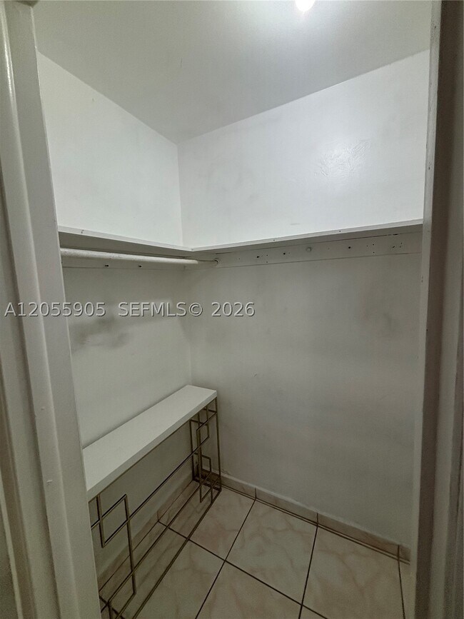 Foto del edificio - 6850 W 16th Dr