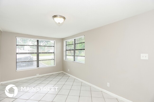 Foto del edificio - 1367 NE 27th St