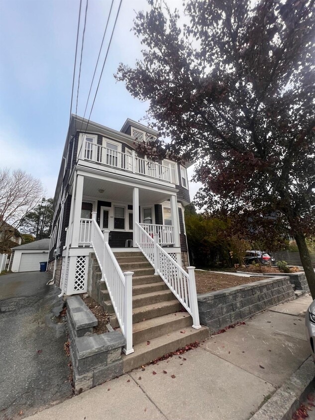 Foto principal - 110 W Quincy St