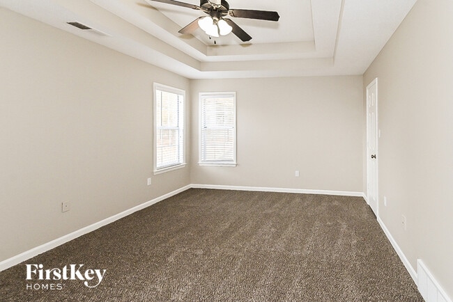 Building Photo - 8638 Bell Ridge Dr