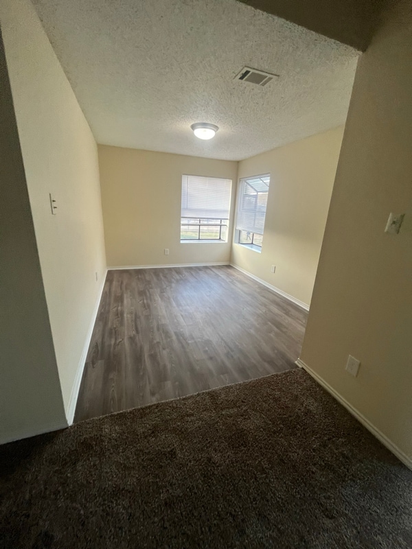 Photo - 250 Heimer Rd Apartment