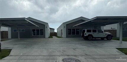 Building Photo - 1420 Hibiscus Ave