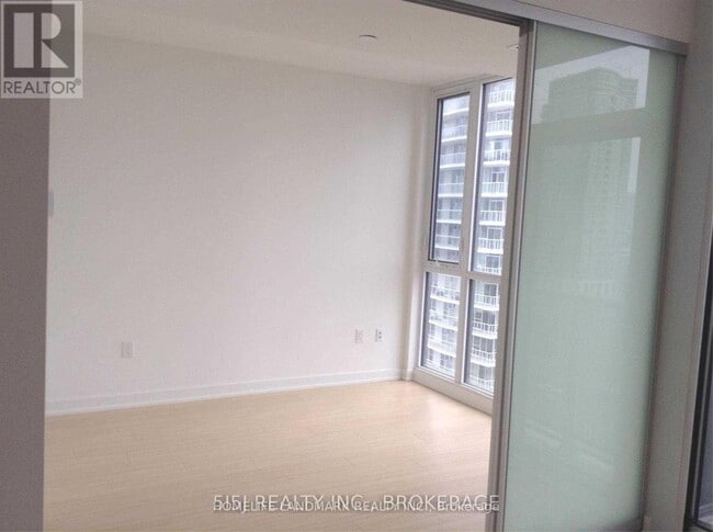 Building Photo - 85 Queens Wharf Rd