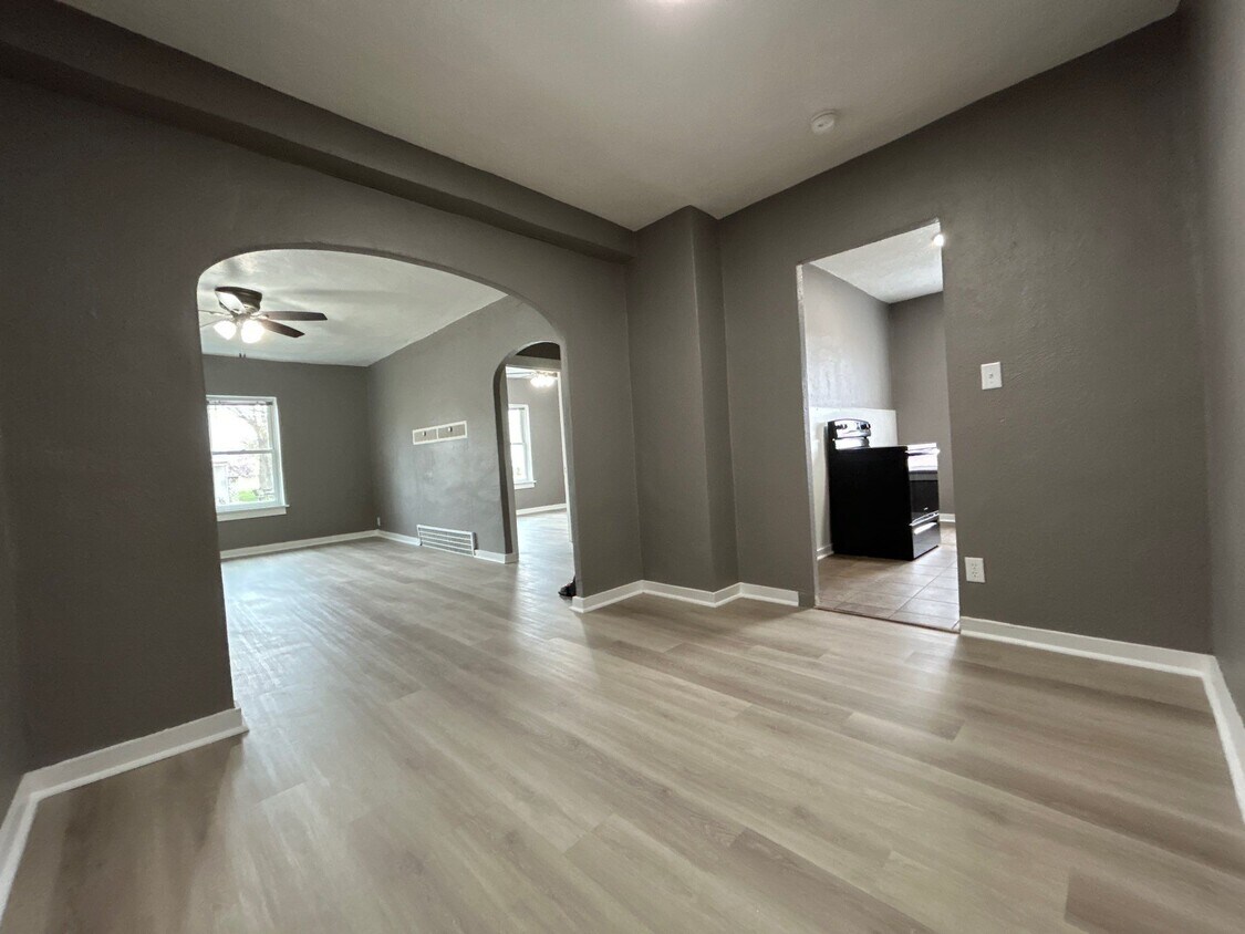 Foto principal - 723 Ella St