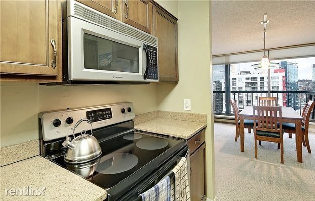 Building Photo - 2 br, 2 bath - 2100 3rd Ave Apt 2305