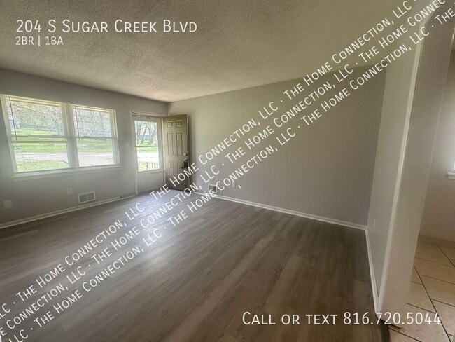 Foto del edificio - 204 S Sugar Creek Blvd