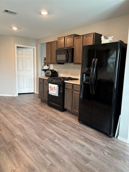 Building Photo - 4310 Sand Pebble Ln