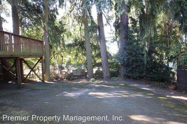 Foto del edificio - 1 br, 1 bath House - 2321 E. 16th St