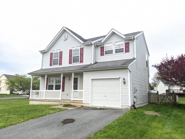 Building Photo - Single Family Home in established Frederic...