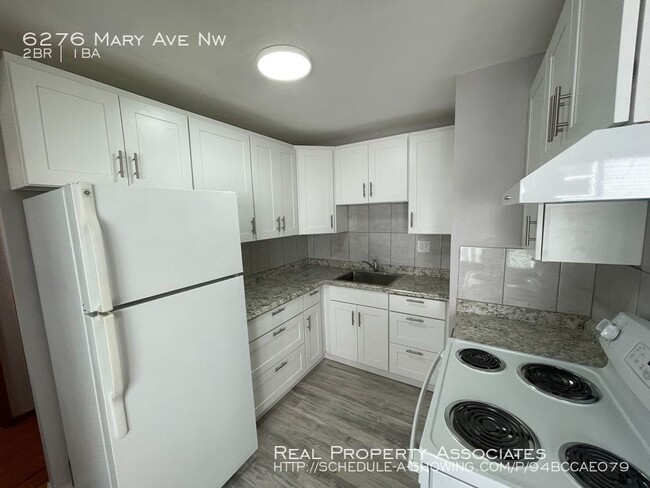 Building Photo - Whitter Heights Two Bedroom