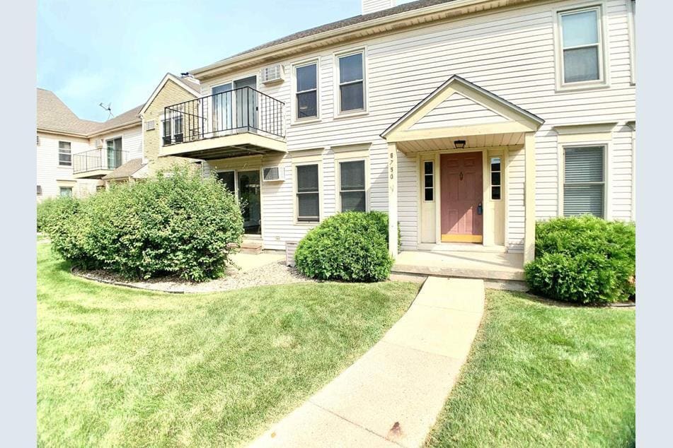 Primary Photo - 6750 Park Ridge Rd #A